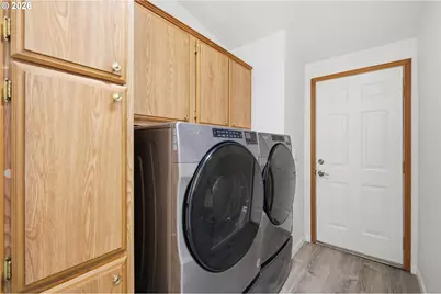 3355 N Delta Hwy #26, Eugene, OR 97408 - Photo 20