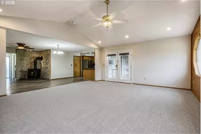307 NE 110th St, Vancouver, WA 98685 - Photo 12