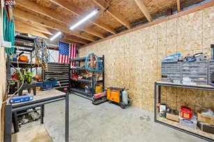 445 Hatfield Dr, Roseburg, OR 97470 - Photo 34