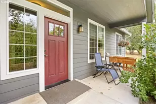 445 Hatfield Dr, Roseburg, OR 97470 - Photo 6