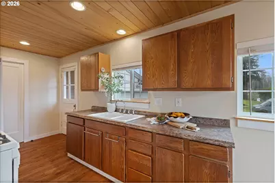 5093 NE 49th St, Neotsu, OR 97364 - Photo 10