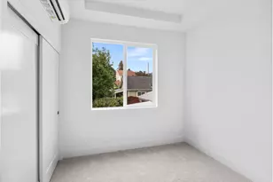 9292 N New York Ave, Portland, OR 97203 - Photo 10