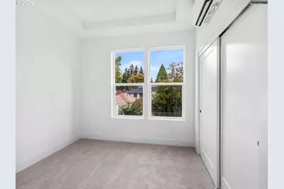 9292 N New York Ave #3, Portland, OR 97203 - Photo 8