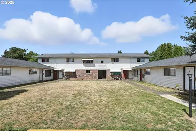 8503 SE Insley St, Portland, OR 97266 - Photo 2