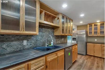 376 Olalla Rd, Toledo, OR 97391 - Photo 10