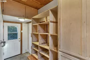 376 Olalla Rd, Toledo, OR 97391 - Photo 16