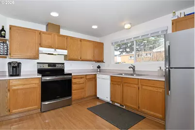 762 2nd St, Woodland, WA 98674 - Photo 2