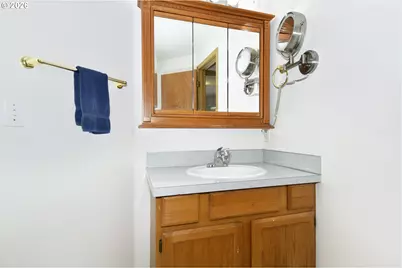 762 2nd St, Woodland, WA 98674 - Photo 12