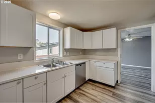 1945 Blacktail Ln, Woodland, WA 98674 - Photo 10
