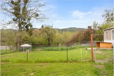 11304 Tiller Trail Hwy, Days Creek, OR 97429 - Photo 20