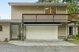 305 9th St, Garibaldi, OR 97118 - Photo 4