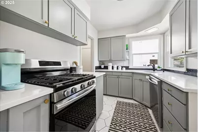 7307 N Stanford Ave #A, Portland, OR 97203 - Photo 14