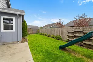 373 Camrin Loop, Creswell, OR 97426 - Photo 36