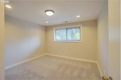 10009 SE 11th St, Vancouver, WA 98664 - Photo 12