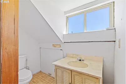 451 4th St, Myrtle Point, OR 97458 - Photo 26