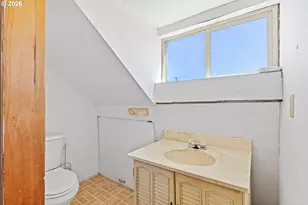 451 4th St, Myrtle Point, OR 97458 - Photo 26