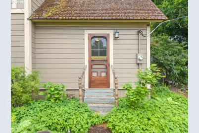 404 SW 6th St, Corvallis, OR 97333 - Photo 18