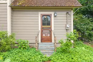 404 SW 6th St, Corvallis, OR 97333 - Photo 18