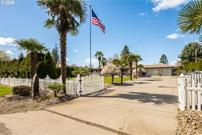 2126 Lewis River Rd, Woodland, WA 98674 - Photo 26