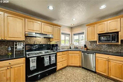 2126 Lewis River Rd, Woodland, WA 98674 - Photo 4