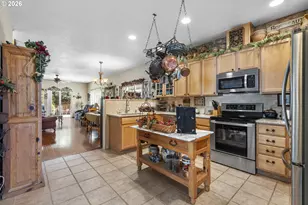 981 Wild Rose Ct, Independence, OR 97351 - Photo 4