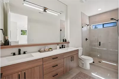 9375 SW 8th Ave, Portland, OR 97219 - Photo 30