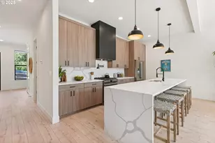 9375 SW 8th Ave, Portland, OR 97219 - Photo 10