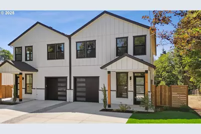 9375 SW 8th Ave, Portland, OR 97219 - Photo 1