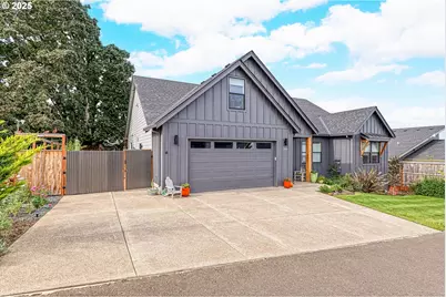 1408 Princeton Ave, Silverton, OR 97381 - Photo 2