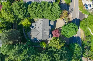 14275 Uplands Dr, Lake Oswego, OR 97034 - Photo 32