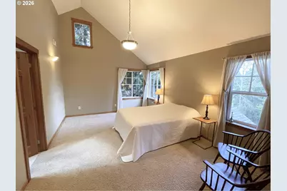 14275 Uplands Dr, Lake Oswego, OR 97034 - Photo 32