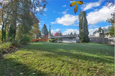 3235 Crocker Rd, Eugene, OR 97404 - Photo 40