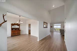 5101 SE Dixon Dr, Madras, OR 97741 - Photo 4
