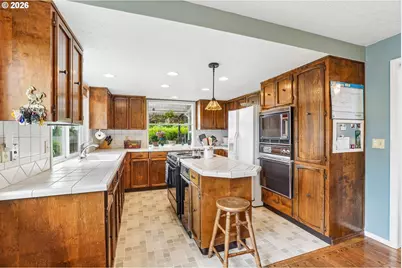 4204 Riverview Dr, West Linn, OR 97068 - Photo 6
