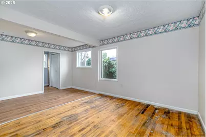 1533 SW Fairview Ave, Dallas, OR 97338 - Photo 20