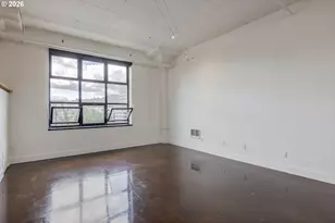 1314 NW Irving St, Portland, OR 97209 - Photo 6