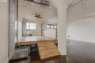 1314 NW Irving St, Portland, OR 97209 - Photo 20