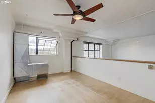 1314 NW Irving St, Portland, OR 97209 - Photo 6