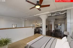 1314 NW Irving St, Portland, OR 97209 - Photo 22