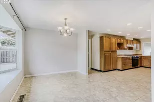 8545 SW Rebecca Ln, Beaverton, OR 97008 - Photo 8