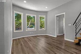 5725 SW Lombard Ave, Beaverton, OR 97005 - Photo 10