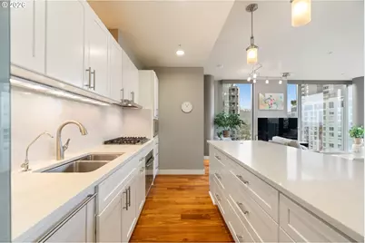 841 S Gaines St #2000, Portland, OR 97239 - Photo 18