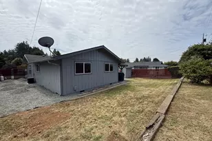 412 Fir St, Brookings, OR 97415 - Photo 30