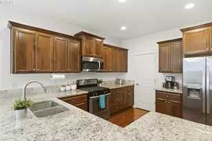 7417 NE 33rd Ave, Vancouver, WA 98665 - Photo 10