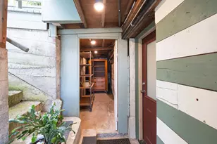 470 3rd St, Astoria, OR 97103 - Photo 24