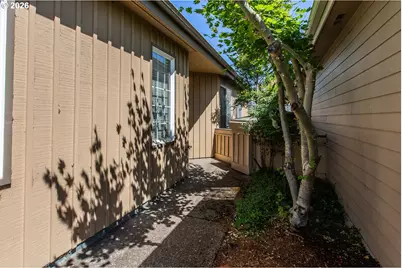 1875 Lake Cove Ave, Eugene, OR 97408 - Photo 28