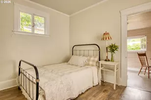 4030 SE Caruthers St, Portland, OR 97214 - Photo 16