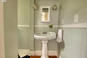 4030 SE Caruthers St, Portland, OR 97214 - Photo 18