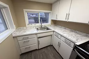 90 W Adams St, Huntington, OR 97907 - Photo 10