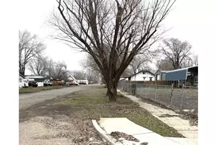 90 W Adams St, Huntington, OR 97907 - Photo 40